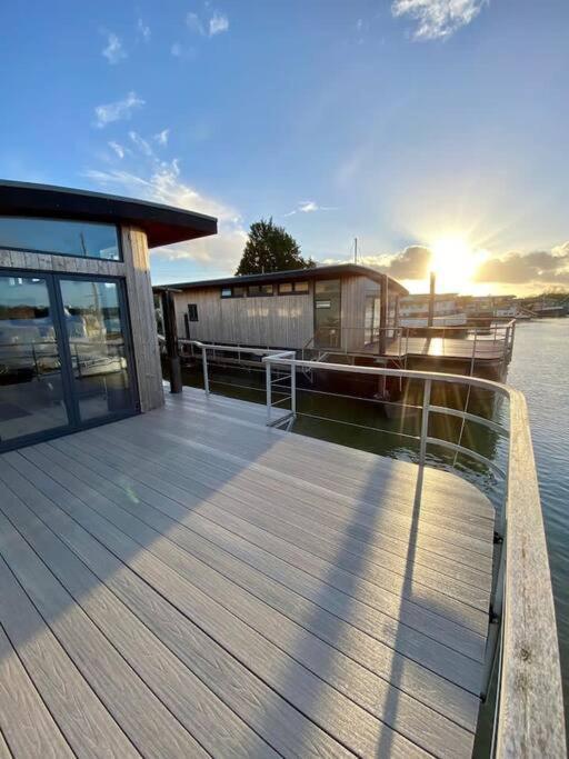 Houseboat Eleuthera Bembridge Esterno foto