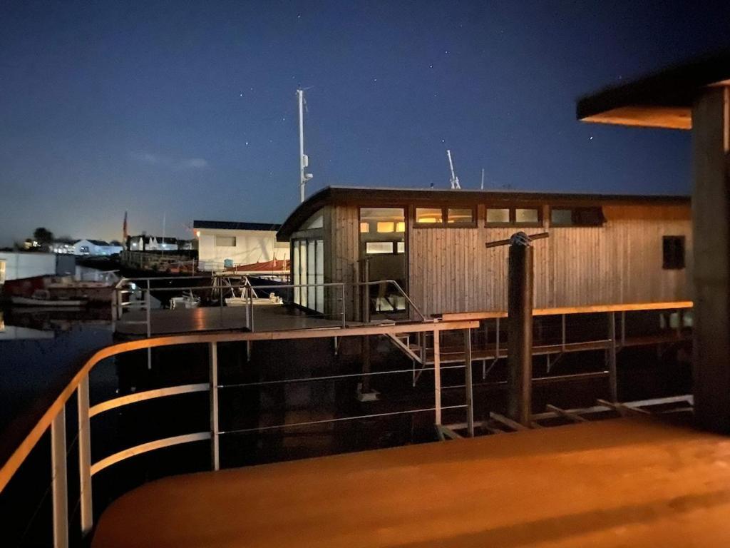 Houseboat Eleuthera Bembridge Esterno foto